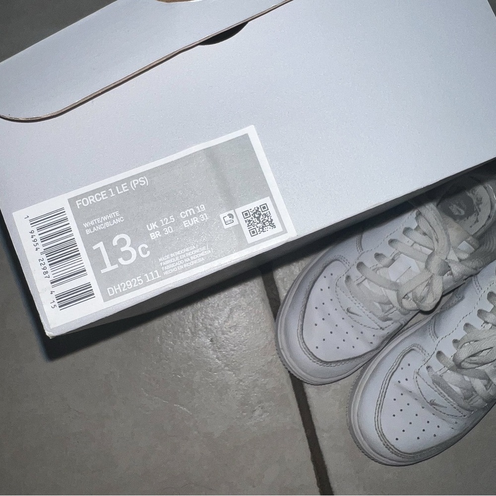 Nike Air Force 1 ‘07 LE, Size 13C - Picture 6 of 11
